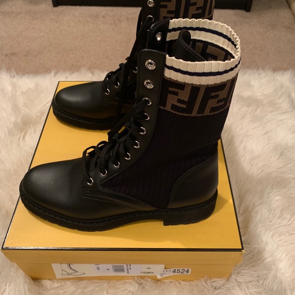 Fendi Ankle Boots - Picture 8 of 9